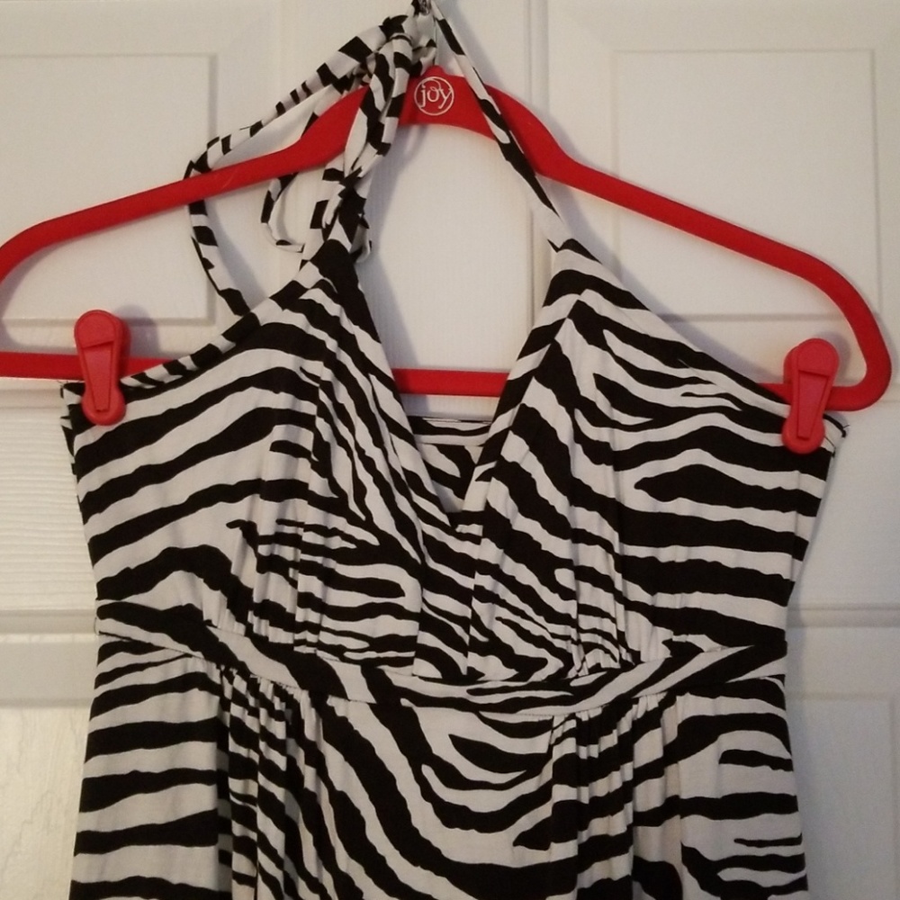 Brand New Express Maxi Dress Size Medium - Picture 2 of 5
